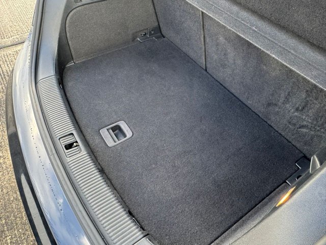 2012 Audi A1 1.4L S Line 3dr - Photo 7