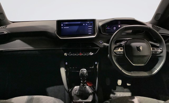2024 Peugeot 2008 1.2L Allure 5dr - Photo 3