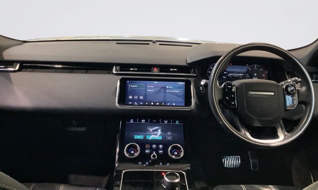 2019 Land Rover Range Rover Velar 2L R-Dynamic Se 5dr - Photo 3