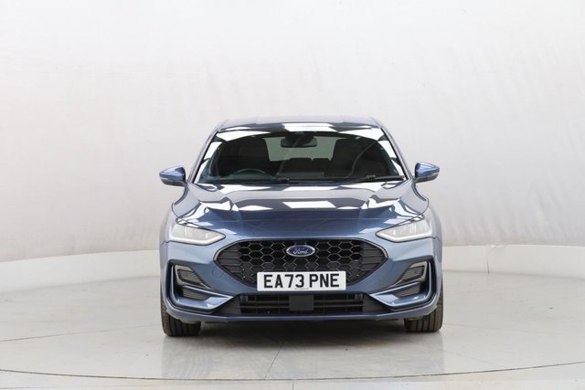 2023 Ford Focus 1L St-Line 5dr - Photo 3