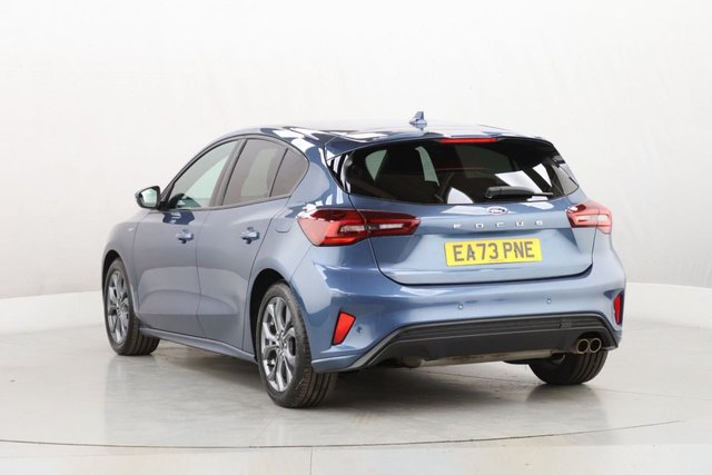 2023 Ford Focus 1L St-Line 5dr - Photo 7