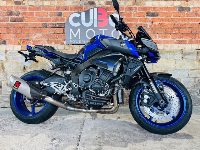 2015 DUKE R AND DUCATI STREETFIGHTER V4 S AT A MUCH BETTER PRICE RANGE.... photo