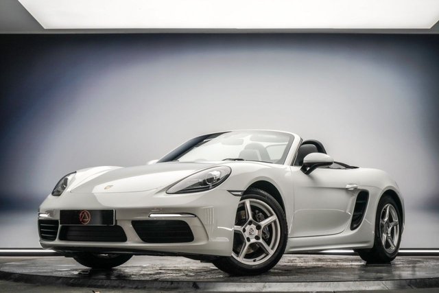 2017 17 Porsche 718 Boxster 2.0T Convertible 2dr Petrol PDK Euro 6 (s/s) (300 ps)