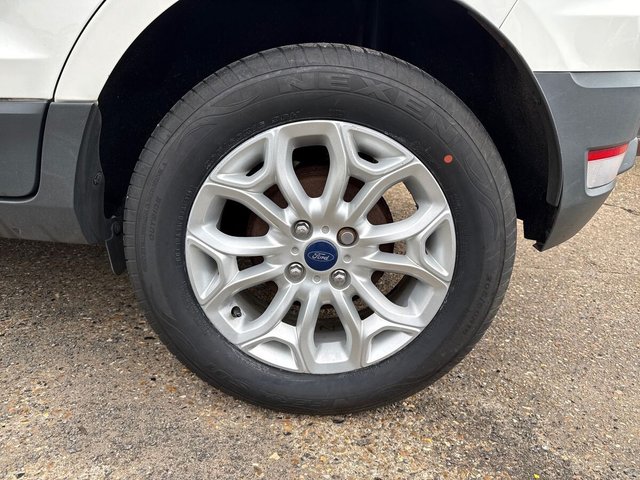 2017 FORD ECOSPORT 1.5 Zetec SUV 5dr Petrol Manual 2WD Euro 5 (112 ps) - Photo 6