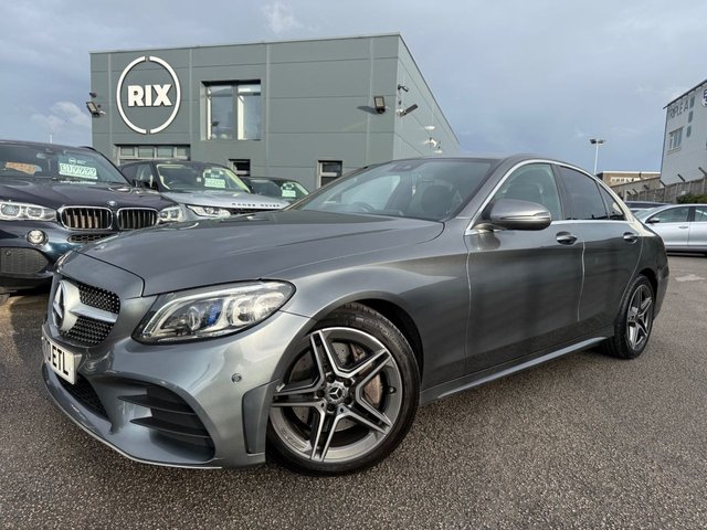 2020 MERCEDES-BENZ C-CLASS 2.0 C300d AMG Line Edition (Premium) Saloon 4dr Diesel G-Tronic+ Euro 6-1 OWNER FROM NEW FINISHED IN SELENITE GREY WITH BLACK LEATHER UPHOLSTERY-REVERSE CAMERA-ACTIVE PARK ASSIST-BLUETOOTH-CRUISE CONTROL-SATNAV-DAB RADIO-HEATED FRONT SEATS-ELECTRIC FOLDING MIRRORS-AUTOMATIC HIGH BEAM CONTROL-DYNAMIC LED HEADLIGHTS-AMBIENT LIGHTING-KEYLESS START-DUAL ZONE CLIMATE CONTROL - Photo 2