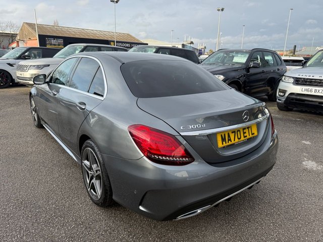 2020 MERCEDES-BENZ C-CLASS 2.0 C300d AMG Line Edition (Premium) Saloon 4dr Diesel G-Tronic+ Euro 6-1 OWNER FROM NEW FINISHED IN SELENITE GREY WITH BLACK LEATHER UPHOLSTERY-REVERSE CAMERA-ACTIVE PARK ASSIST-BLUETOOTH-CRUISE CONTROL-SATNAV-DAB RADIO-HEATED FRONT SEATS-ELECTRIC FOLDING MIRRORS-AUTOMATIC HIGH BEAM CONTROL-DYNAMIC LED HEADLIGHTS-AMBIENT LIGHTING-KEYLESS START-DUAL ZONE CLIMATE CONTROL - Photo 4