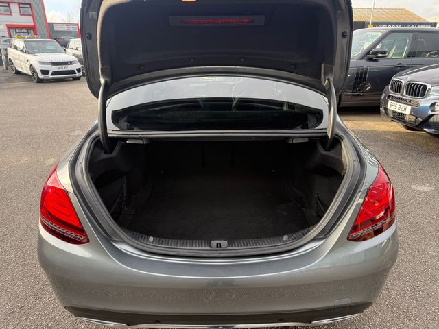 2020 MERCEDES-BENZ C-CLASS 2.0 C300d AMG Line Edition (Premium) Saloon 4dr Diesel G-Tronic+ Euro 6-1 OWNER FROM NEW FINISHED IN SELENITE GREY WITH BLACK LEATHER UPHOLSTERY-REVERSE CAMERA-ACTIVE PARK ASSIST-BLUETOOTH-CRUISE CONTROL-SATNAV-DAB RADIO-HEATED FRONT SEATS-ELECTRIC FOLDING MIRRORS-AUTOMATIC HIGH BEAM CONTROL-DYNAMIC LED HEADLIGHTS-AMBIENT LIGHTING-KEYLESS START-DUAL ZONE CLIMATE CONTROL - Photo 7