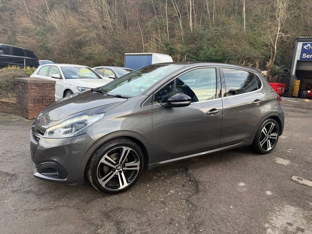 2019 PEUGEOT 208 2019/69 1.5 BlueHDi GT Line Hatchback 5dr Diesel Manual Euro 6 (s/s) (100 ps), 2 Previous Owners, Only 46000 Miles - Photo 5