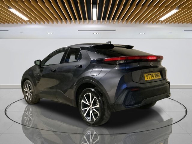 2024 Toyota C-HR 2L Design 5dr - Photo 6