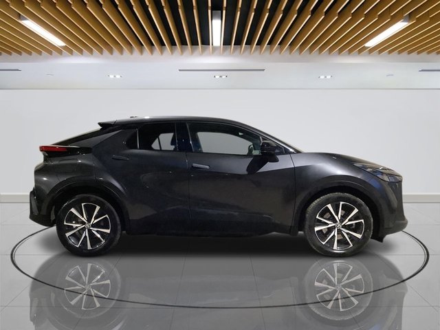 2024 Toyota C-HR 2L Design 5dr - Photo 8