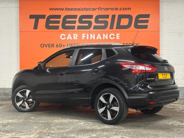 2015 NISSAN QASHQAI 1.5 dCi n-tec+ SUV 5dr Diesel Manual 2WD Euro 6 (s/s) (110 ps) - Photo 9