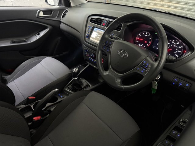 2020 HYUNDAI I20 1.2 SE Launch Edition Hatchback 5dr Petrol Manual Euro 6 (s/s) (84 ps) - Photo 11