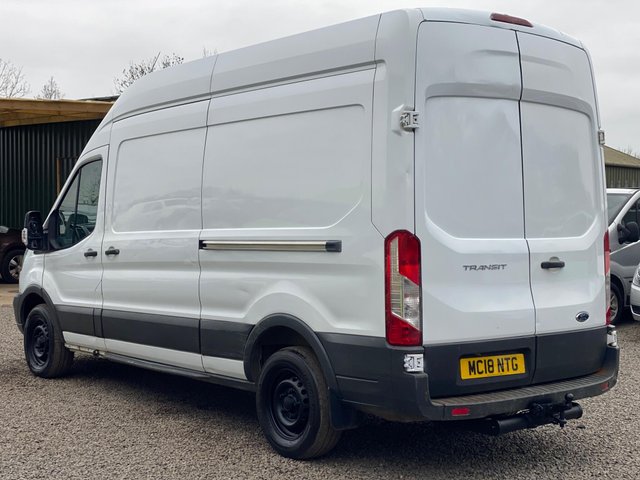 FORD TRANSIT 350 FWD 2.0 TDCI 130 LWB H/R PanelVan - Photo 7