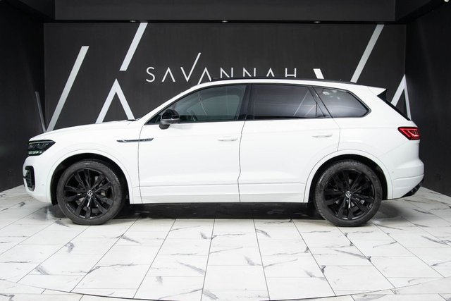 2021 VOLKSWAGEN TOUAREG - Photo 4