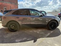 USED 2015 65 PORSCHE MACAN 2.0T SUV 5dr Petrol PDK 4WD Euro 6 (s/s) (237 ps) 