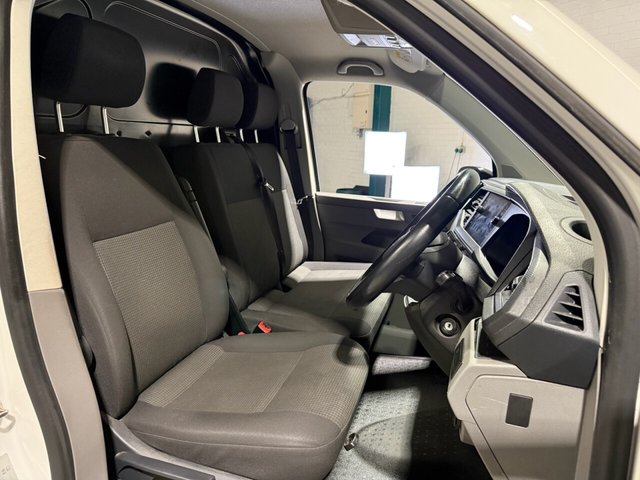 2021 VOLKSWAGEN TRANSPORTER - Photo 6