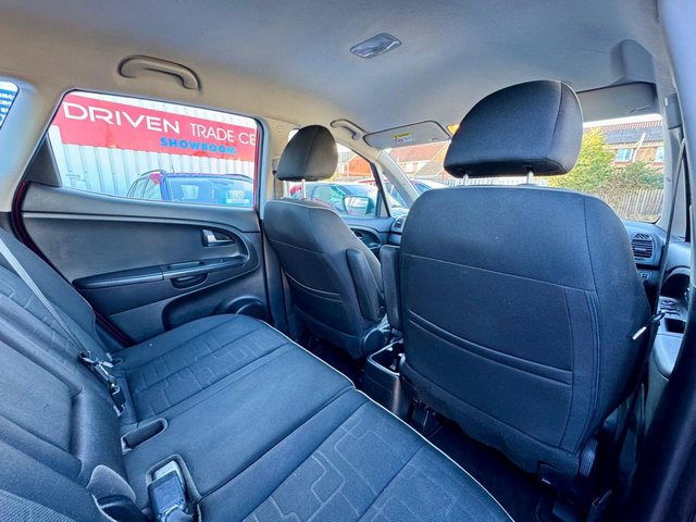 2016 KIA VENGA 1.4 2 MPV 5dr Petrol Manual Euro 6 (s/s) (89 bhp) - Photo 12