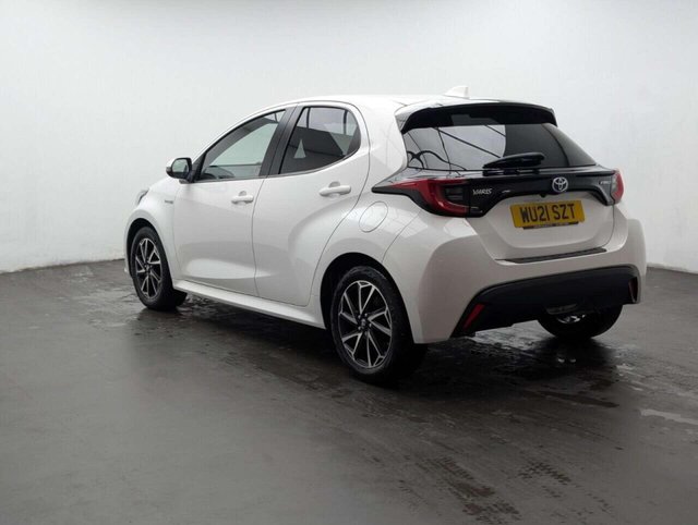 USED 2021 21 TOYOTA YARIS 1.5 VVT-h Design Hatchback 5dr Petrol Hybrid E-CVT Euro 6 (s/s) (116 ps) PARKING CAMERA+APPLE CARPALY CLICK&COLLECT/HOME DELIVERY