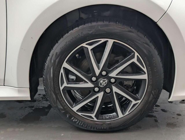 USED 2021 21 TOYOTA YARIS 1.5 VVT-h Design Hatchback 5dr Petrol Hybrid E-CVT Euro 6 (s/s) (116 ps) PARKING CAMERA+APPLE CARPALY CLICK&COLLECT/HOME DELIVERY