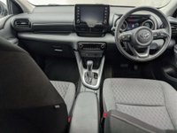 USED 2021 21 TOYOTA YARIS 1.5 VVT-h Design Hatchback 5dr Petrol Hybrid E-CVT Euro 6 (s/s) (116 ps) PARKING CAMERA+APPLE CARPALY CLICK&COLLECT/HOME DELIVERY