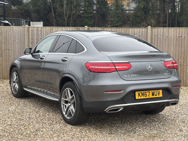 2017 Mercedes-Benz GLC - Photo 3