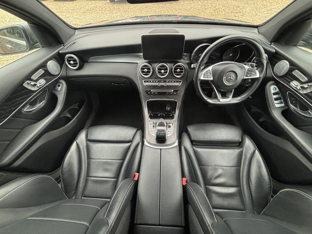 2017 Mercedes-Benz GLC - Photo 10