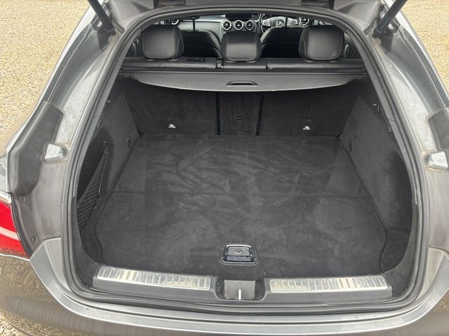 2017 Mercedes-Benz GLC - Photo 11