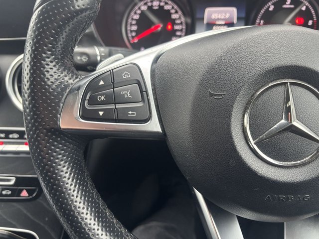 2017 Mercedes-Benz GLC - Photo 12