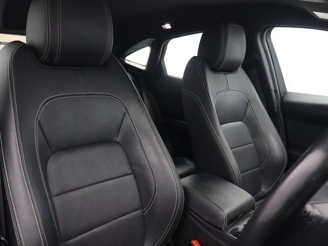 2020 Jaguar E-Pace 2L R-Dynamic S 5dr - Photo 11