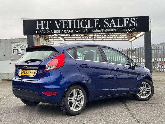 2013 FORD FIESTA 1.25 Zetec Hatchback 5dr Petrol Manual Euro 5 (82 ps) - Photo 3