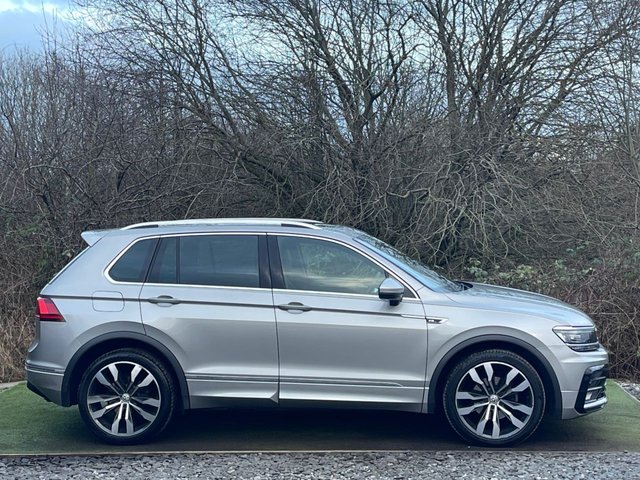 2018 VOLKSWAGEN TIGUAN - Photo 3