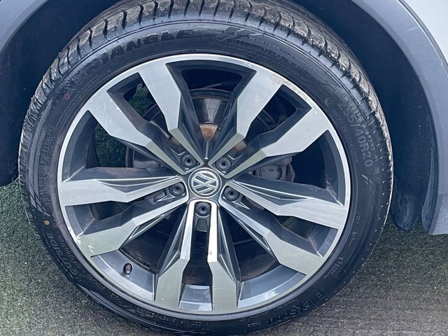 2018 VOLKSWAGEN TIGUAN - Photo 7