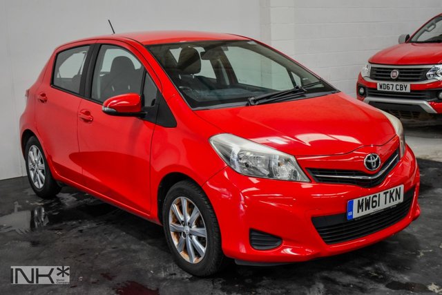 2012 TOYOTA YARIS 1.33 Dual VVT-i TR Hatchback 5dr Petrol Manual Euro 5 (101 ps) - Photo 3