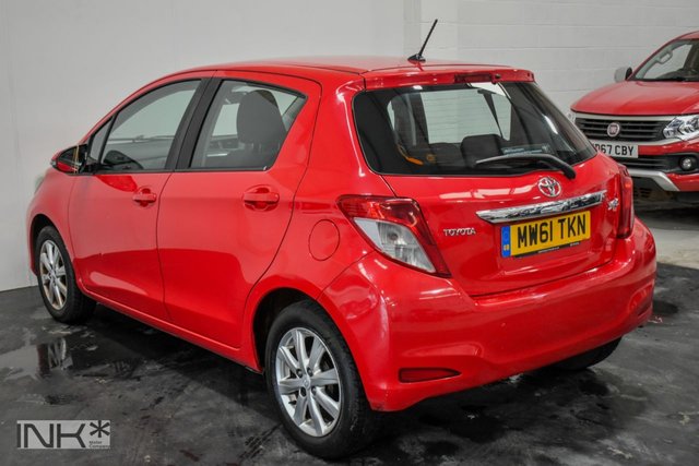 2012 TOYOTA YARIS 1.33 Dual VVT-i TR Hatchback 5dr Petrol Manual Euro 5 (101 ps) - Photo 9