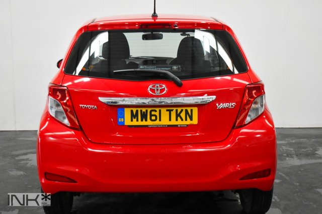 2012 TOYOTA YARIS 1.33 Dual VVT-i TR Hatchback 5dr Petrol Manual Euro 5 (101 ps) - Photo 8