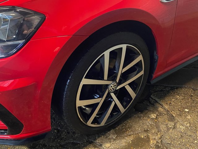 2019 VOLKSWAGEN GOLF (2019) - Photo 4