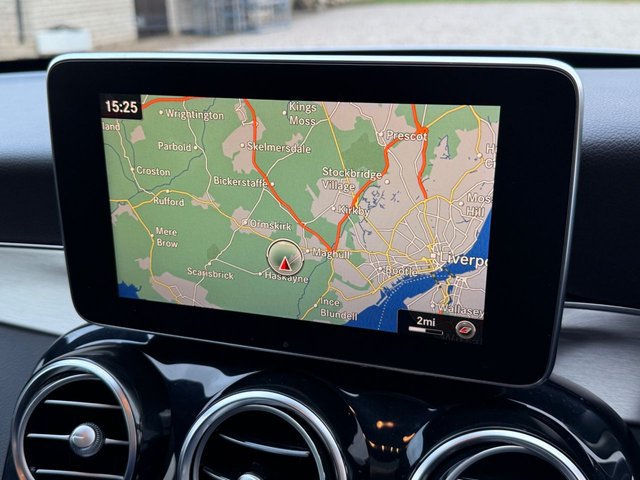 2017 MERCEDES-BENZ C-CLASS 2.1 C250d AMG Line (Premium Plus) Estate 5dr Diesel G-Tronic+ Euro 6 (s/s) (204 ps) - Photo 3