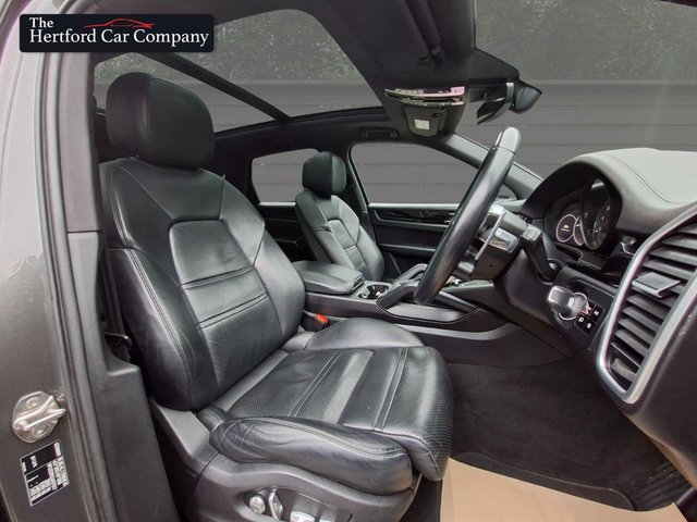 2020 Porsche Cayenne 2.9L S 5dr - Photo 11