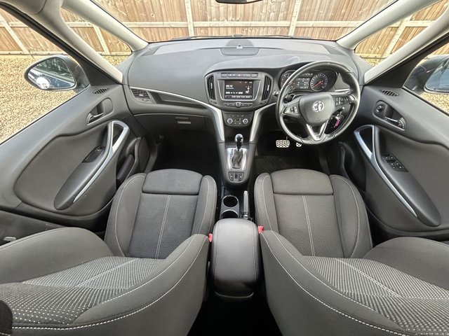 2017 VAUXHALL ZAFIRA TOURER - Photo 10