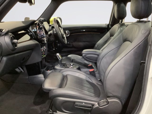 2022 MINI Electric Hatch - Photo 12