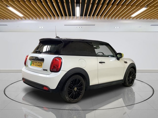 2022 MINI Electric Hatch - Photo 8
