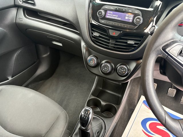 2016 Vauxhall Viva 1L Se 5dr - Photo 9