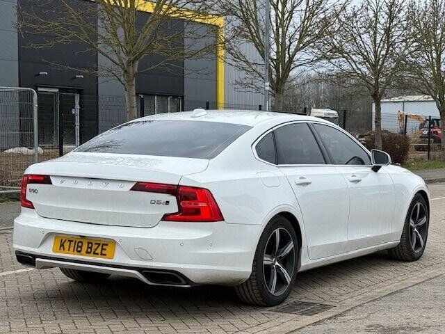 2018 Volvo S90 - Photo 7