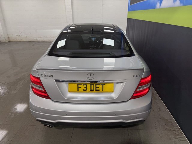 2014 Mercedes-Benz C-Class 2.1L Amg Sport Edition 2dr - Photo 5