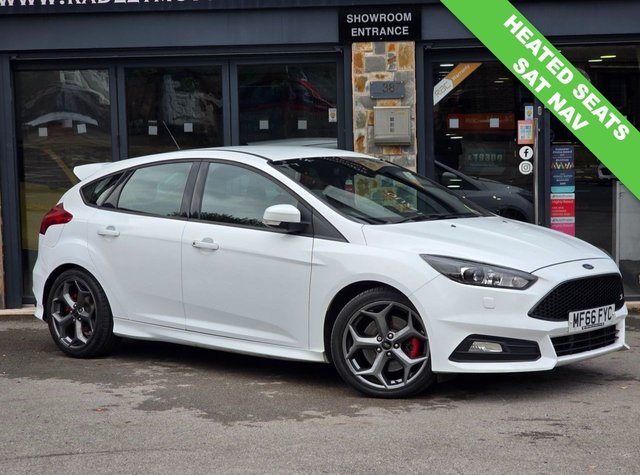 2016 Ford FOCUS