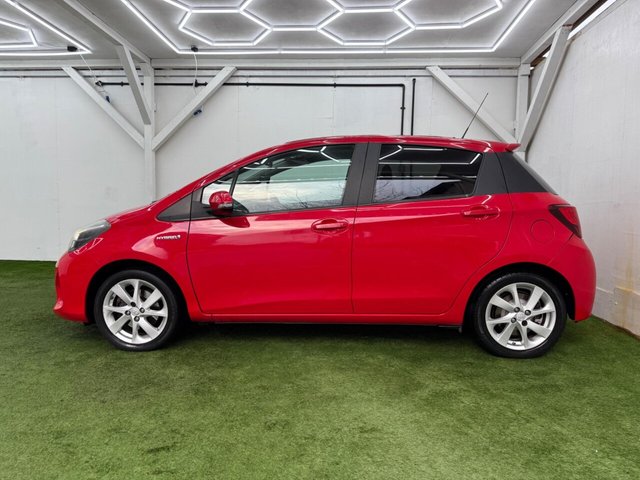 2015 TOYOTA YARIS 2015 1.5 VVT-h Sport E-CVT Euro 6 5dr - Photo 10