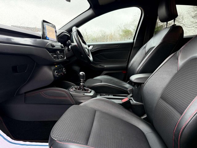 2019 Ford Focus - Photo 6