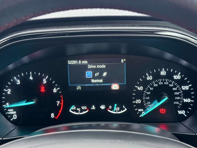 2019 Ford Focus - Photo 8