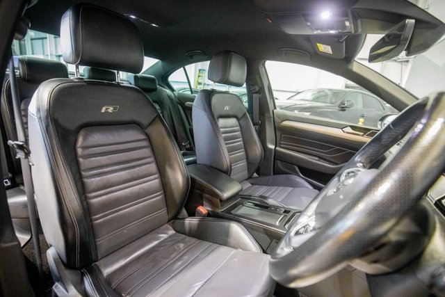 2020 Volkswagen Passat 2L R-Line 4dr - Photo 3