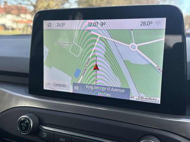 2020 FORD FOCUS 1.5 EcoBlue Titanium Hatchback 5dr Diesel Manual Euro 6 (s/s) (120 ps) - Photo 4